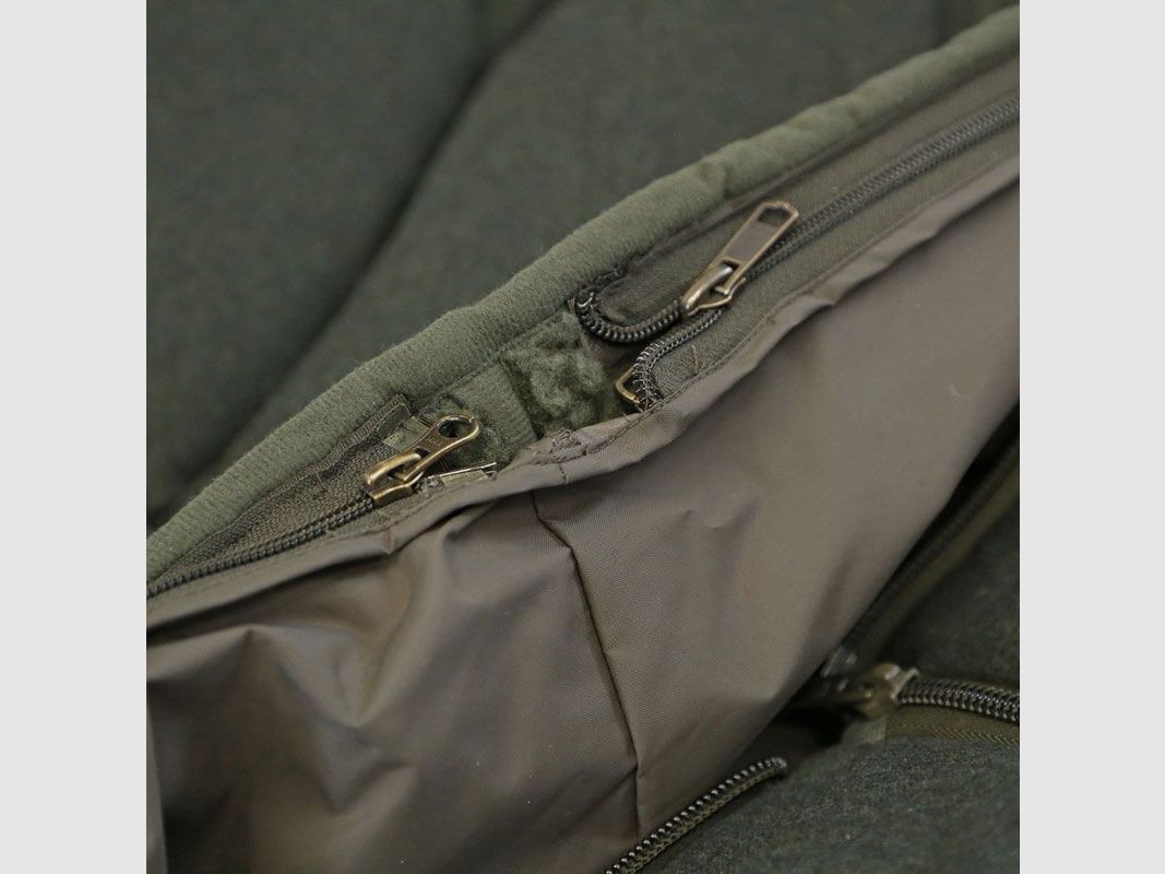 CARINTHIA Ansitzmantel + Fußteil Webpelz L