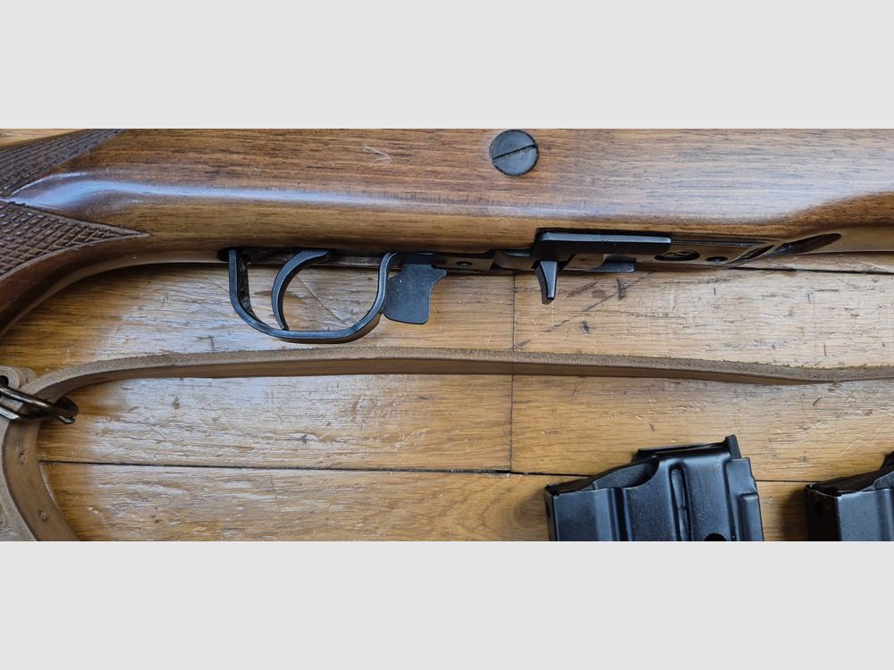Bellissima piccola carabina RUGER MINI 14 Ranch Rifle – Cal. 222 Rem. – Ottica Laurell 3-9×32 – Bellissima finitura al 99 % – Bellissimo legno – Meccanica impeccabile – Bellissima canna – Super occasione 100% puro divertimento – Fornita con slitta e tre caricatori! – TBE++, immagine 5 di 34