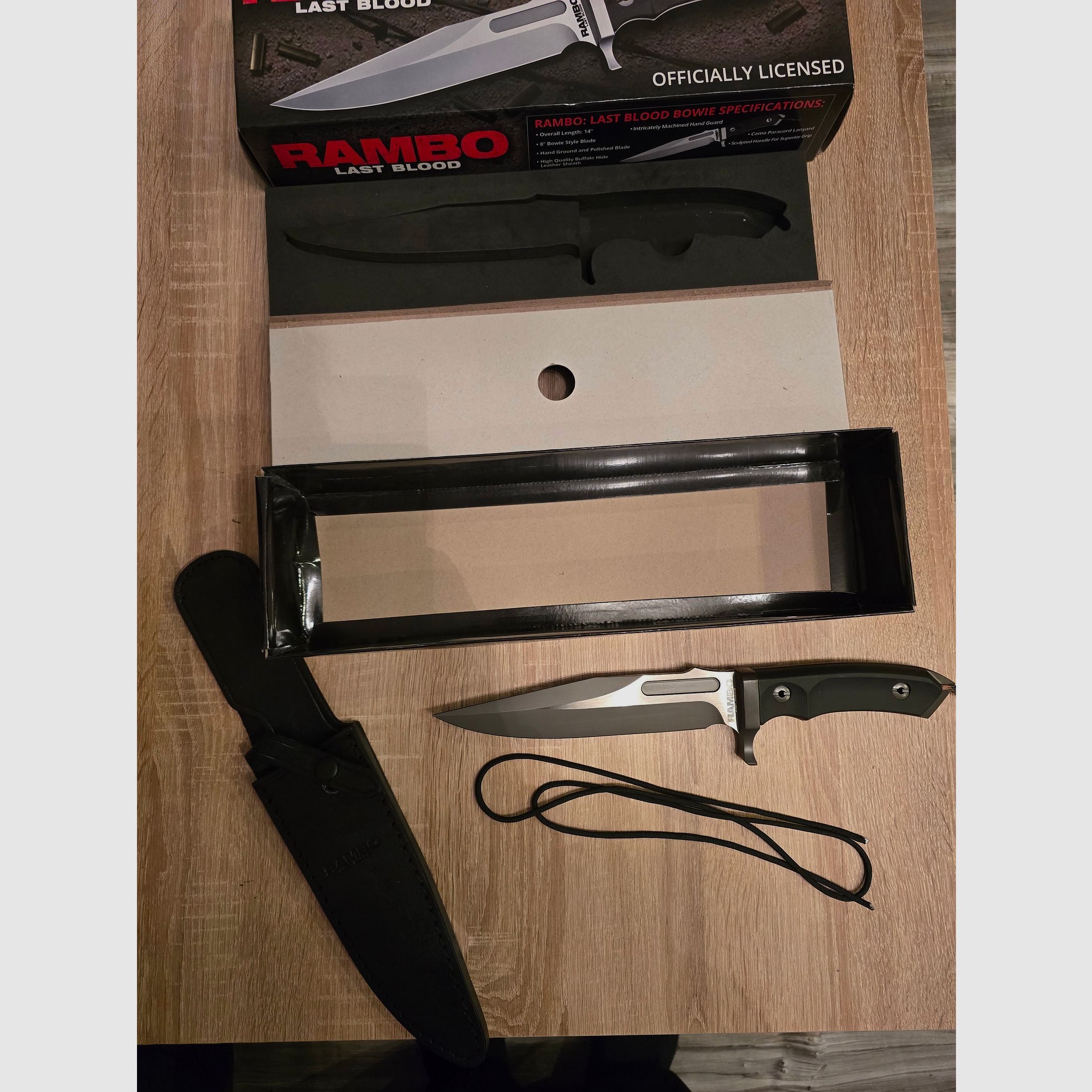 4 Rambo-messen uit deel 1 en 2 en 3 en 5