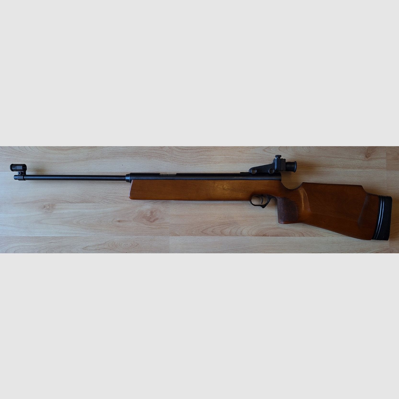 Haenel 312-1 Match-Luftgewehr Seitenspanner