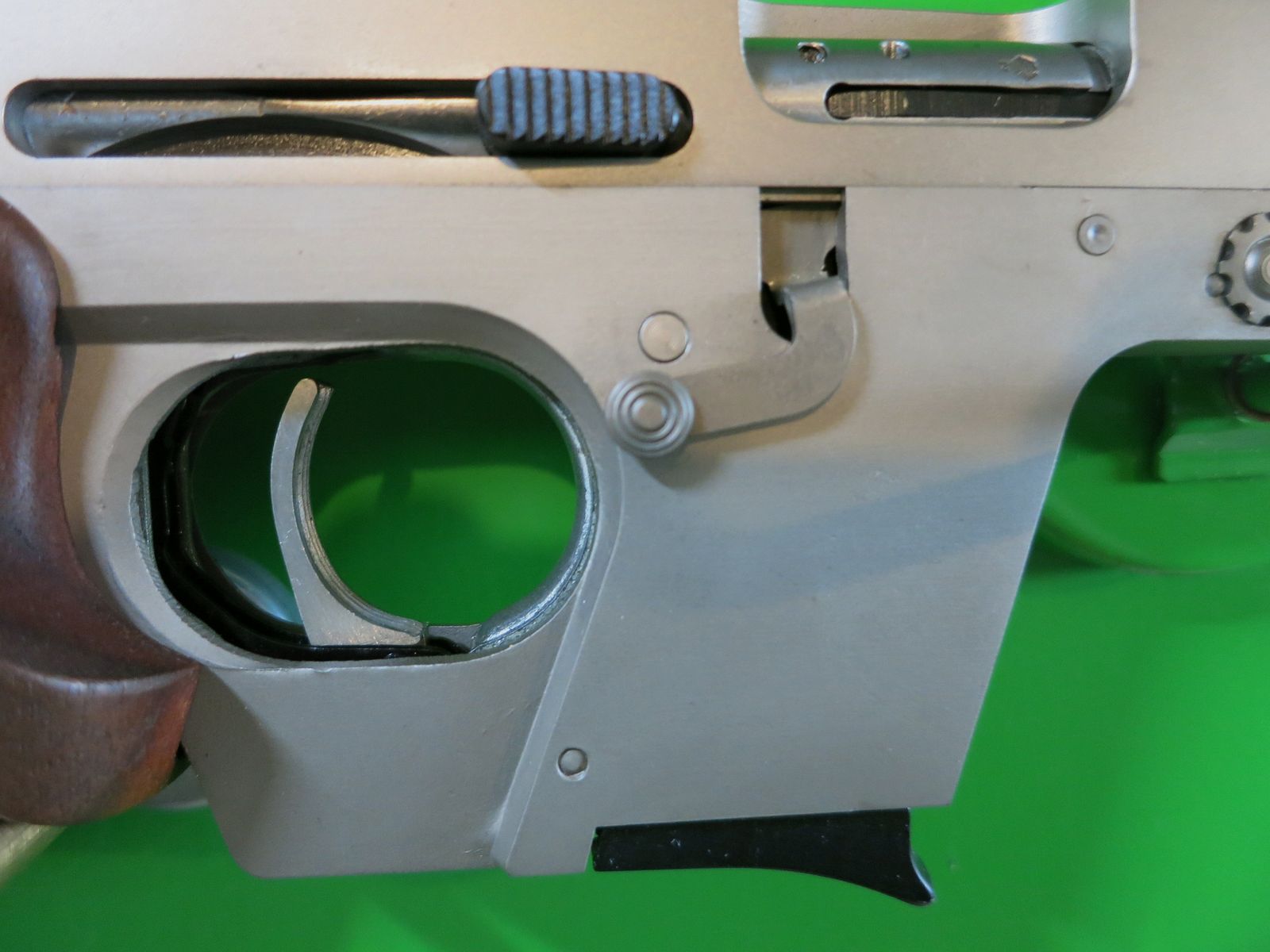 Sport-Pistole Walther OSP Kaliber .22lr, NILL Sport-Griff, .22 Short, Nickel-Version    #79-