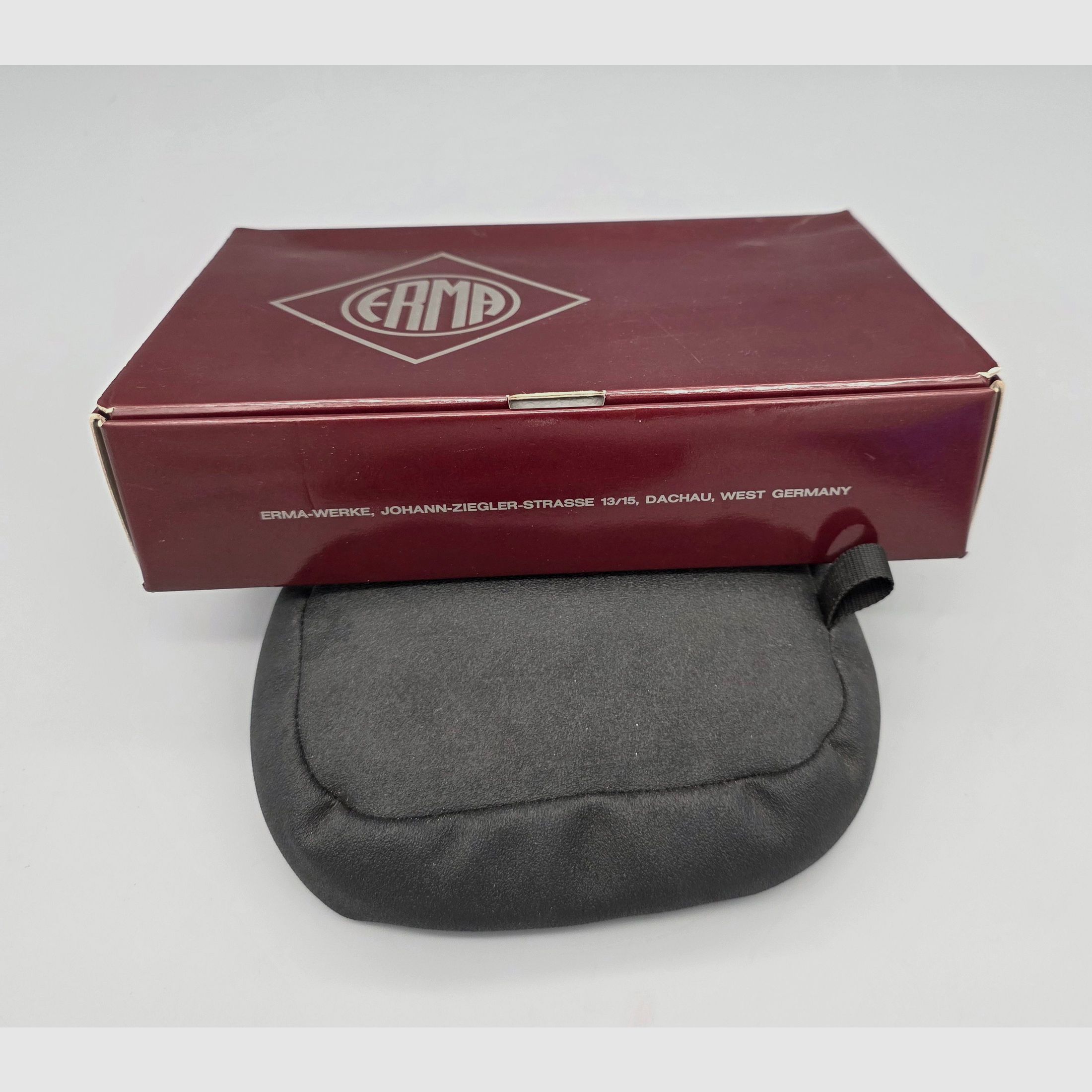 Erma Mod. KGP 690 estado de colección 8mmK P08 pistola de fogueo PTB 402 SRS rara KGP690