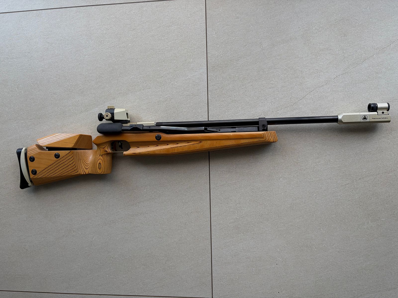 Feinwerkbau Modell 602 Cal. 4,5 mm – rifle de aire de precisión para tiradores deportivos y recreativos