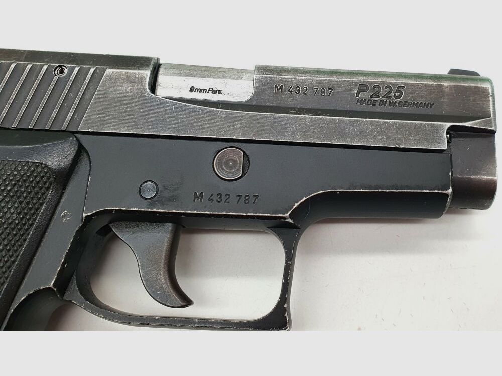 Sig Sauer P225, P6
