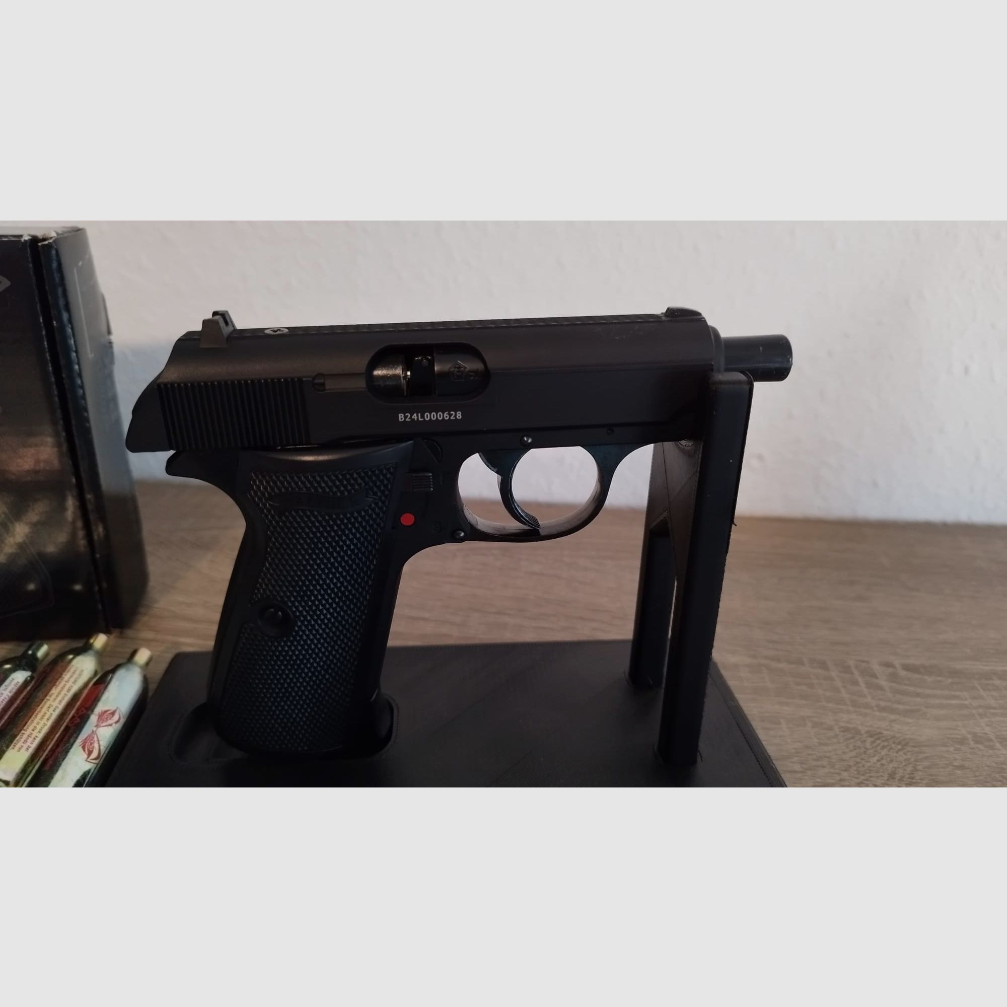 Walther PPK/S Legends mit Blowback und Zubehör Pistole 4,5mm BB CO2