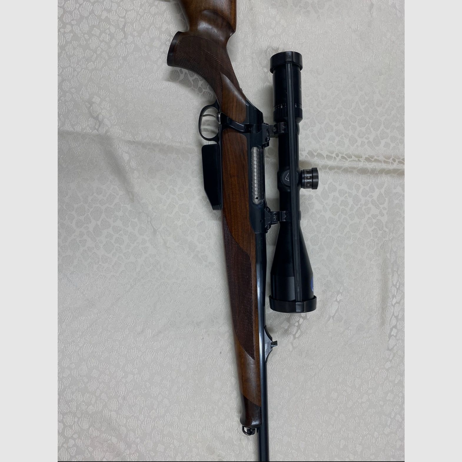 Sauer 202 8x68S con Zeiss Victory Variopoint 3-12x56T con torreta balística