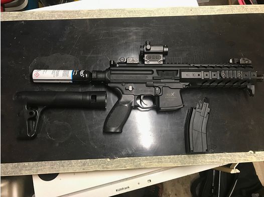 Sig Sauer MPX CO-2 Gewehr + Red Dot