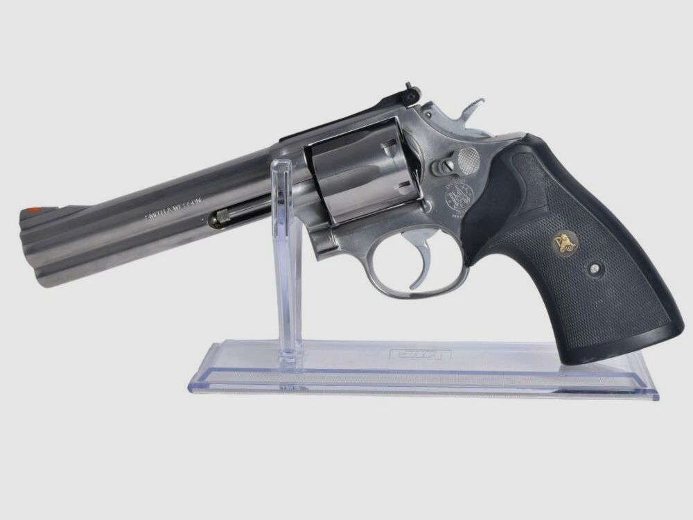 Smith & Wesson 686