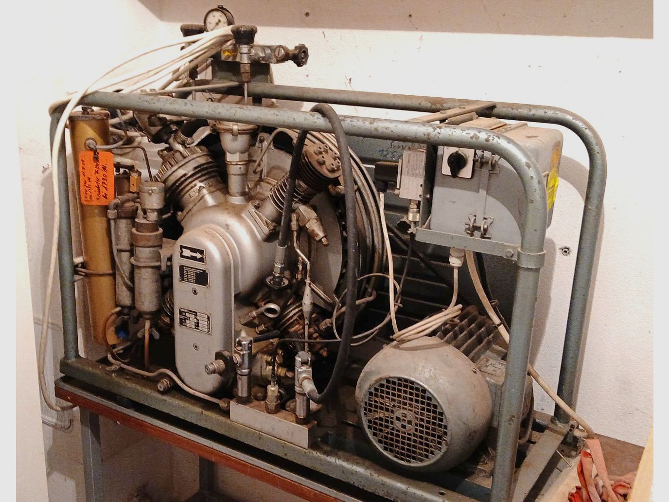 Bauer Atemluftkompressor, 225 bar, 200 l/min., voll funktionsfähig, für Schützenverein usw.