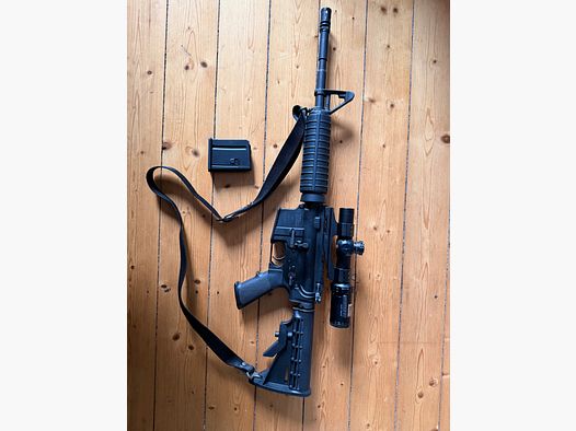 Sabre Defence Industries XR-15 avec AR Optics design AR-15 en calibre .223 Rem