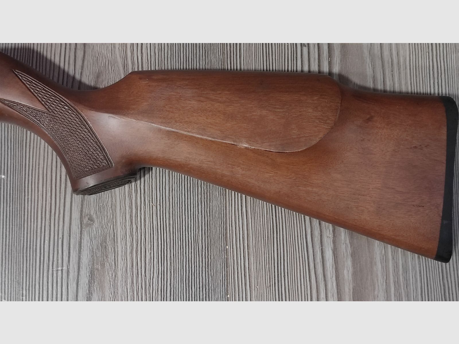 CROSSE BOIS CARABINE ARMSCOR, image 7 sur 8