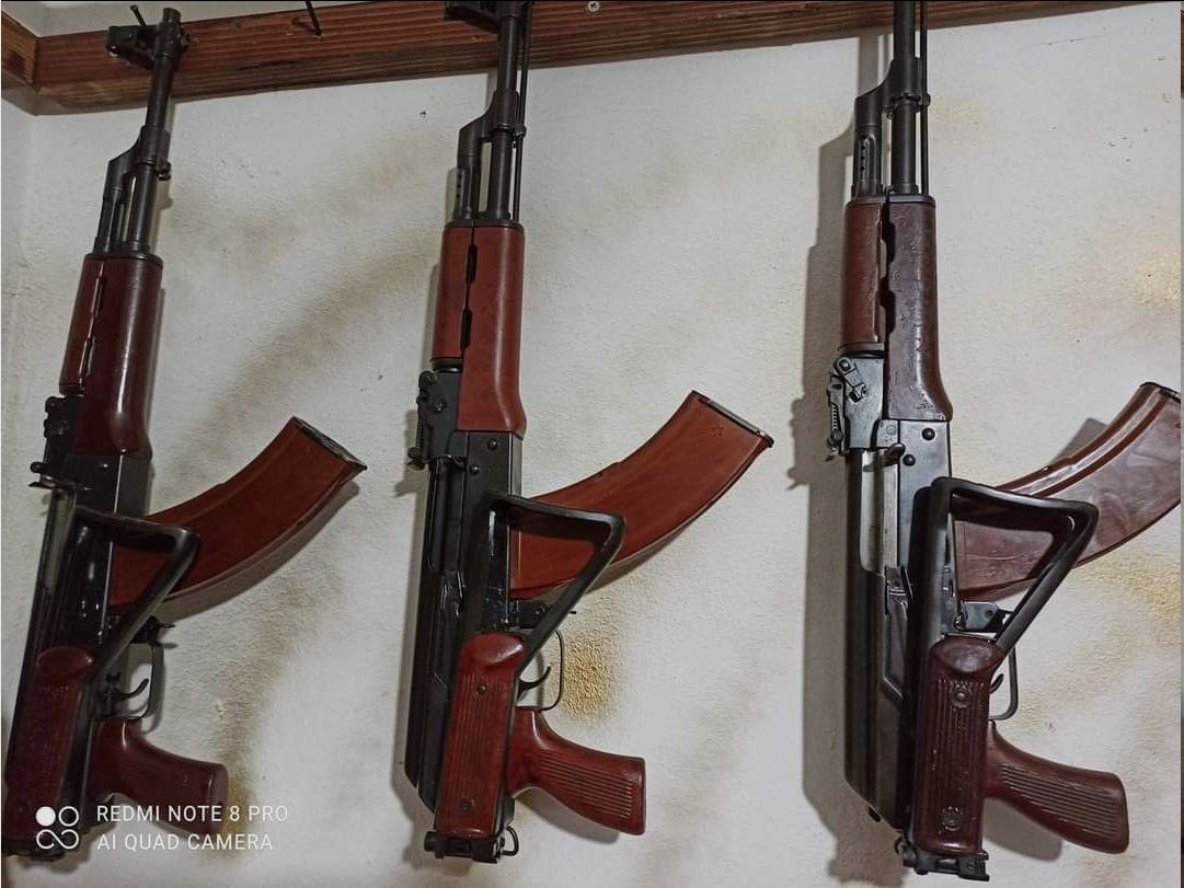 S.U.C.H.E rode AK handbescherming zoals b.v. Chinese Type 56-2 van Norinco / Polytech / Real Sword