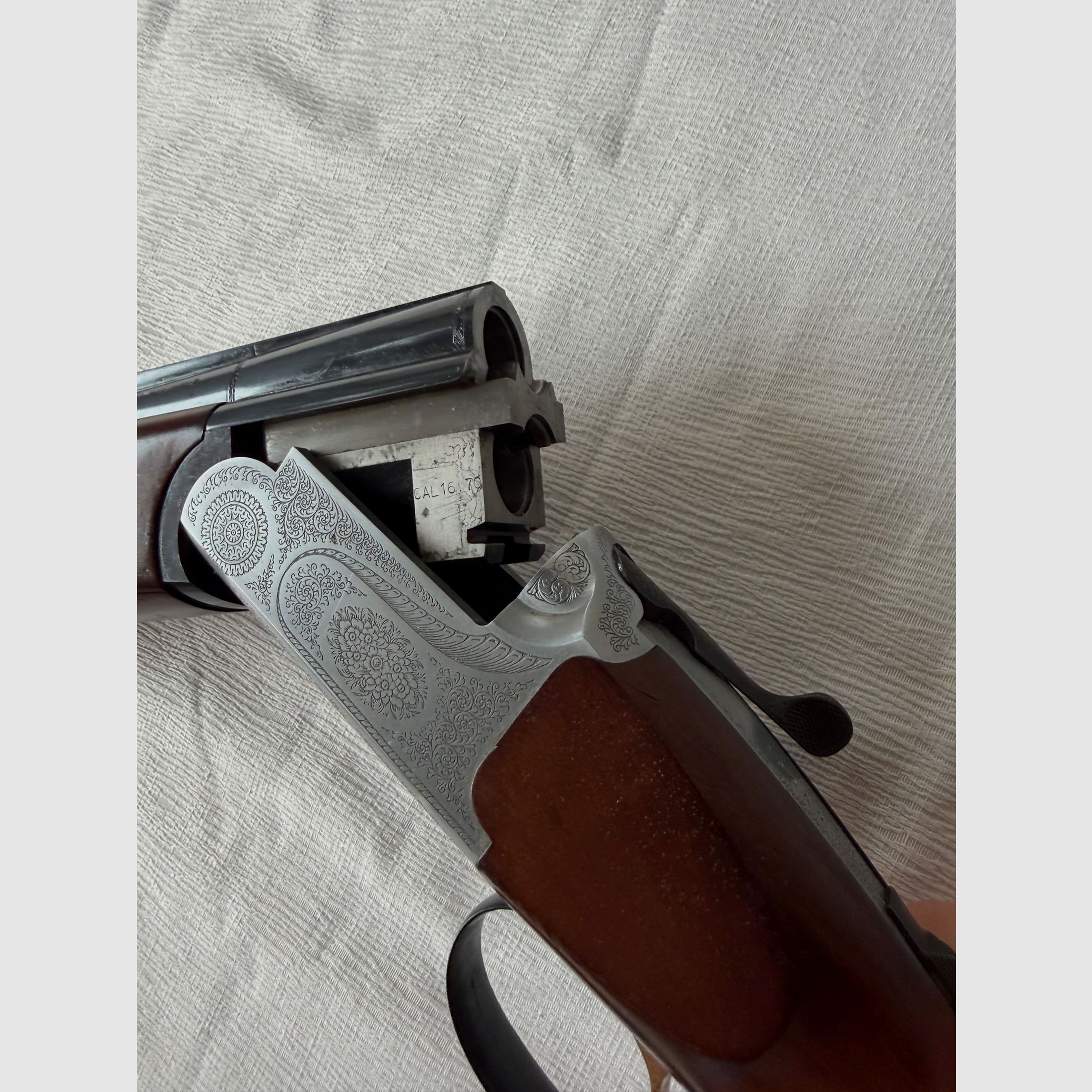 Eibar break-action double-barrel shotgun 16/70, image 1 of 13