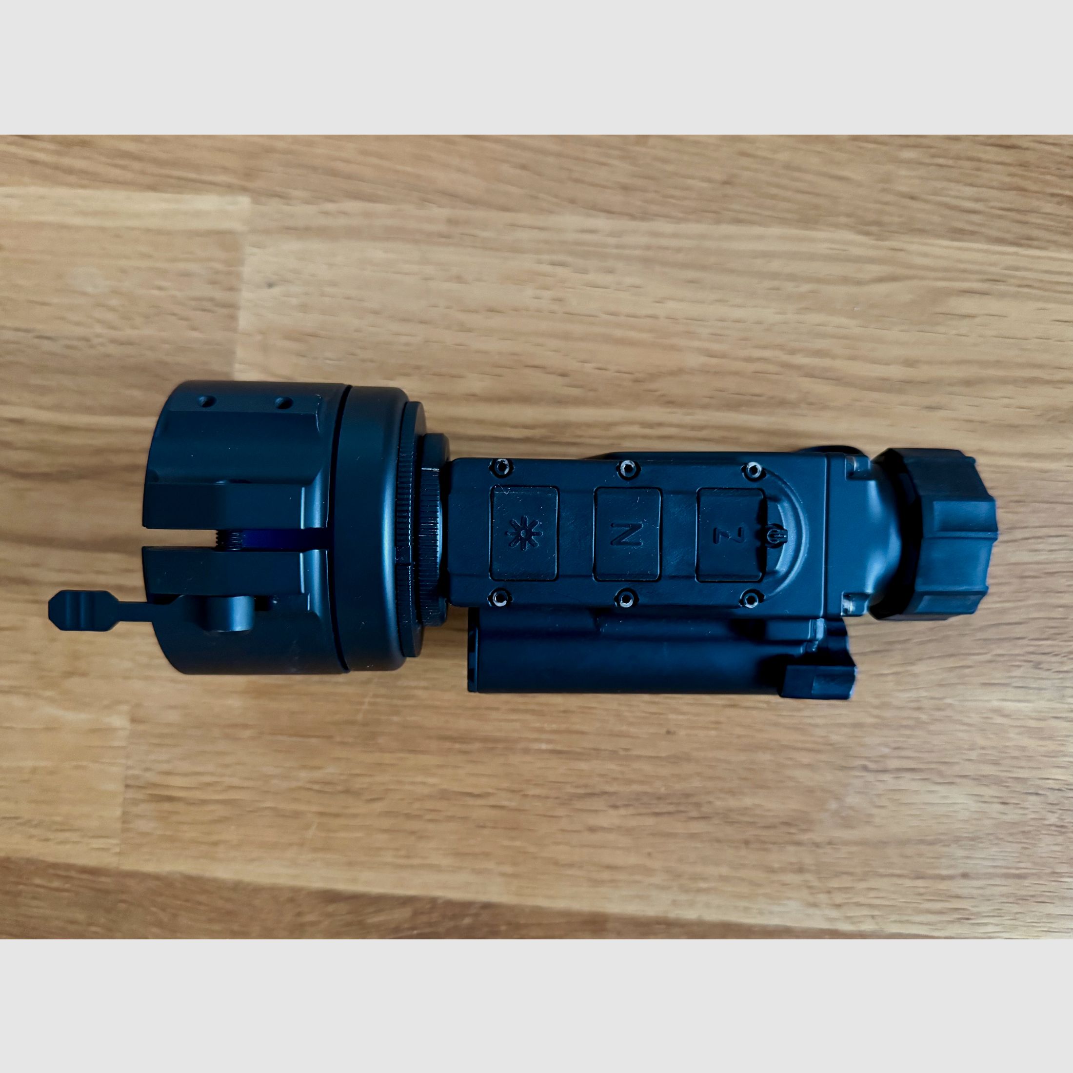 Nitehog TIR-M35 AC Viper Wärmebildvorsatzgerät (Gen. 1) SOFORT EINSETZBAR, da geladene) Batterie und 62er Rusan-Adapter inklusive