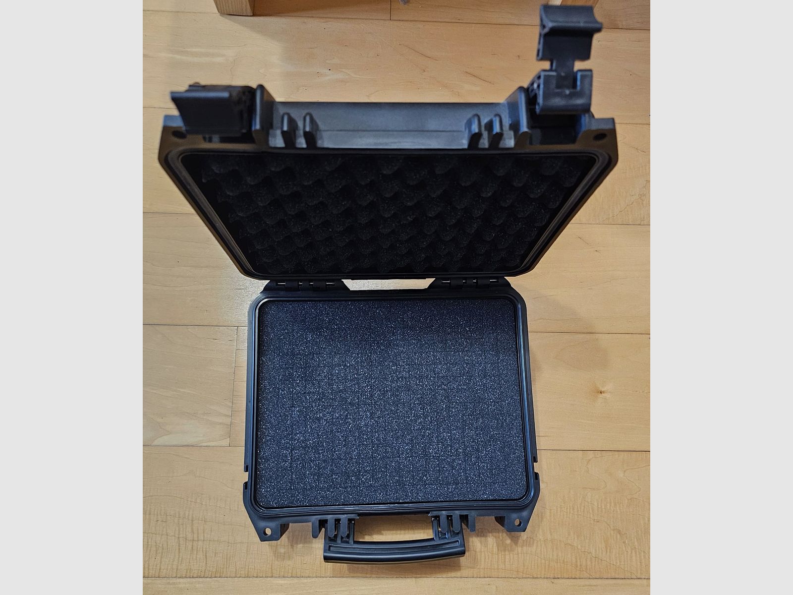 Umarex Hartschalenkoffer / Pistolenkoffer – staub- & wasserdicht – abschließbar