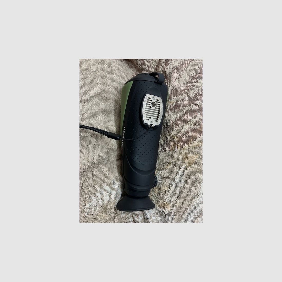 Caméra thermique Infiray Xeye E3n en excellent état, peu utilisée, car c'est un appareil secondaire, c'est pourquoi elle est également proposée à la vente.