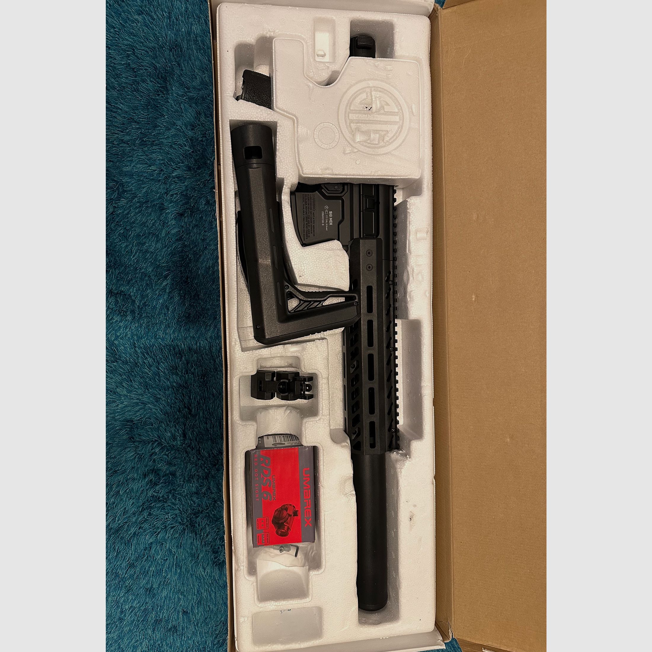 Sig Sauer MCX 2nd Generation + accessories