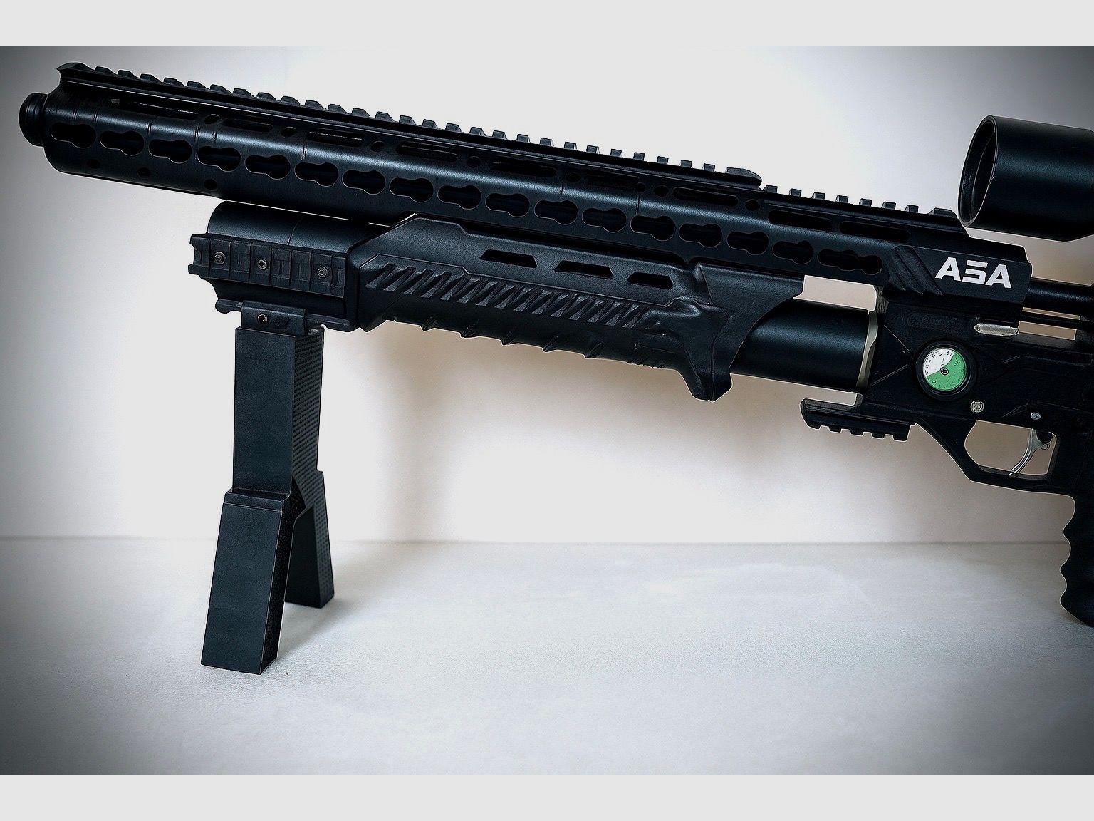 AEA Megalodon Handguard