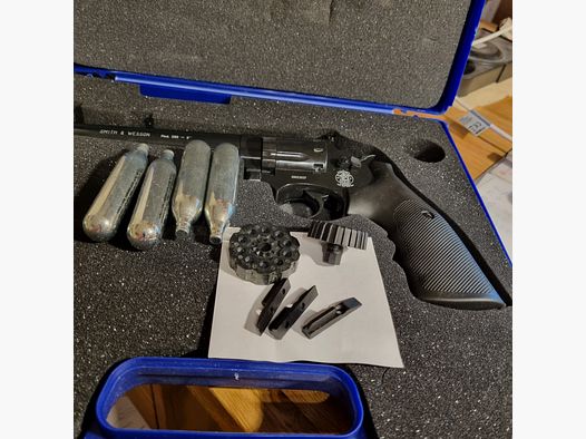 Smith & Wesson 586 Co2-Revolver - 6 Zoll brüniert 4,5 mm Diabolo