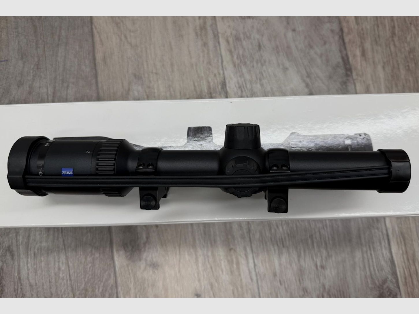 ZEISS Zielfernrohr Conquest V6 ohne Schiene 1,1-6x24 mit Ringmontage von 