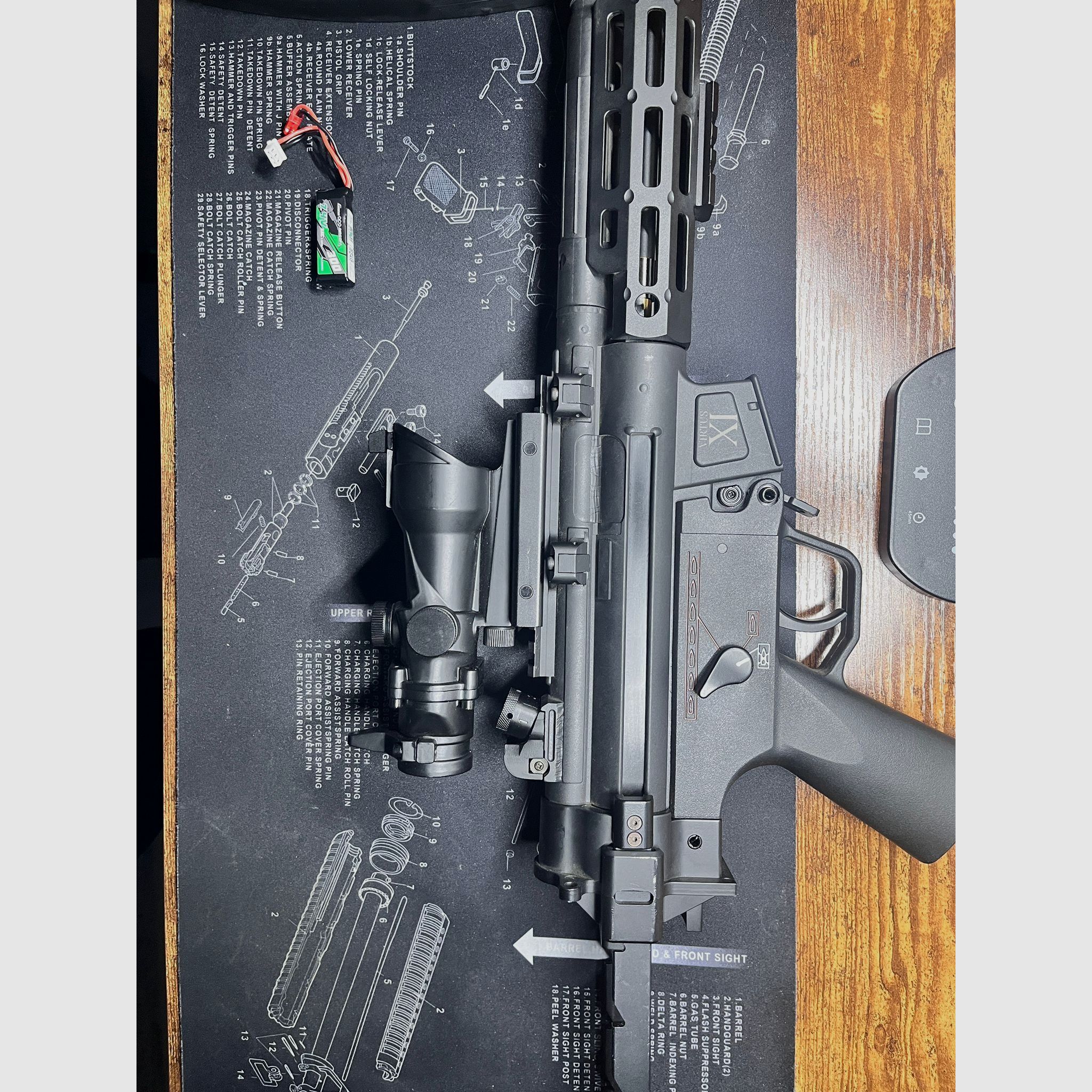 SAC x Wolverine Virtus XI HPA, Negro