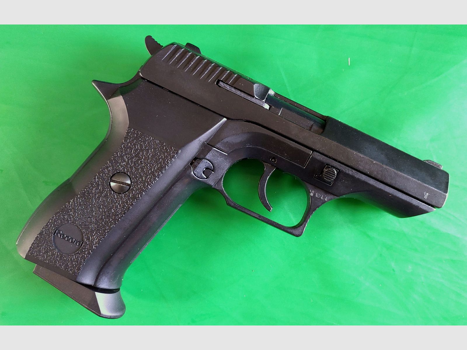 Revólver COP Schreckschuss pistola ennegrecida (PTB 913) como nuevo.