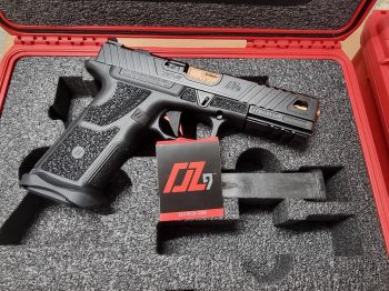 Pistolet ZEV OZ9 9mm Luger
