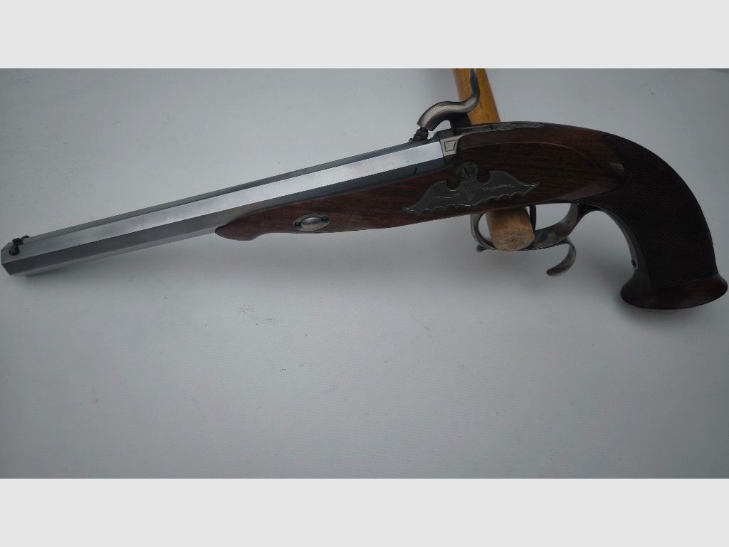 Pedersoli Le Page percussion pistol a avancarica per tiratori sportivi con stiletto .44