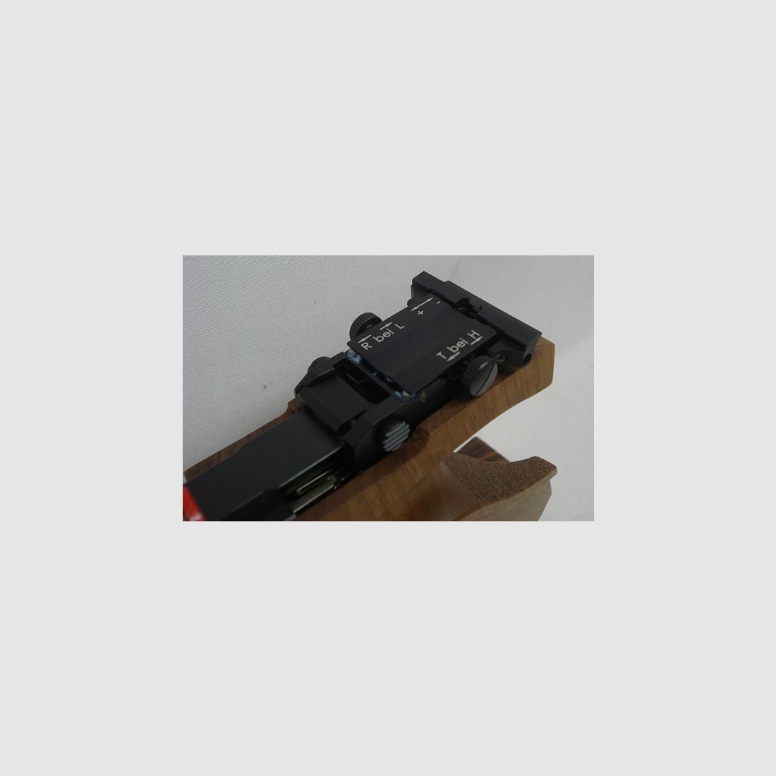 AW93 vernickelt / brüniert - .22lr; Formgriff rechts L