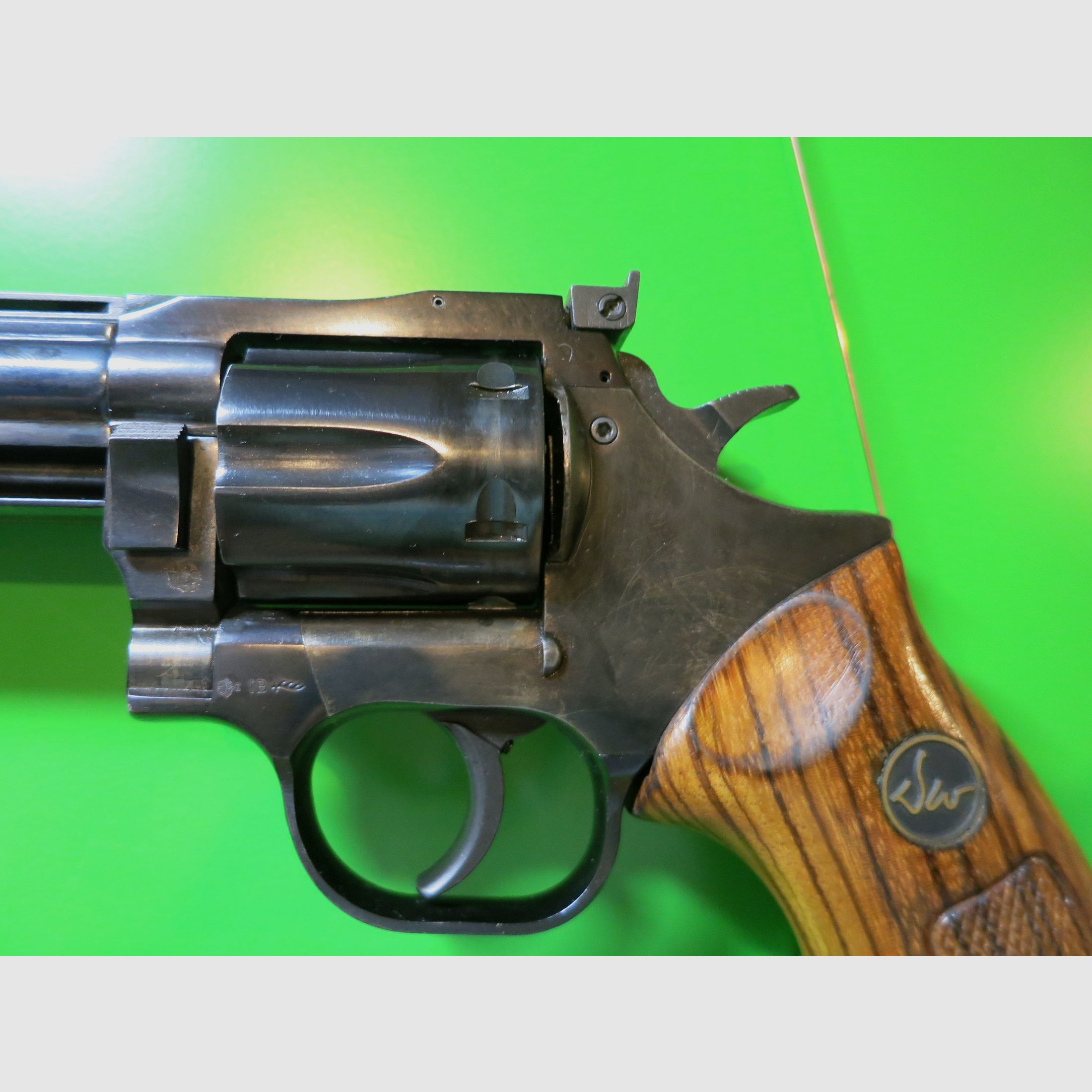  Revolver Dan Wesson Model 15 .357 Magnum, "Monson", Pistol Pak, 2,5"/4"/6"/8" Läufe   #63-