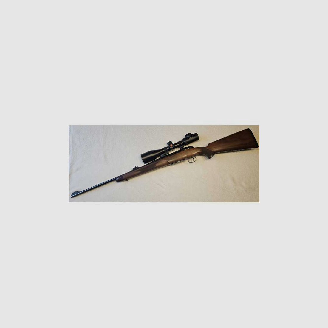 Heym SR21 8x57 IS Classic Repeating Rifle with Leica Magnus