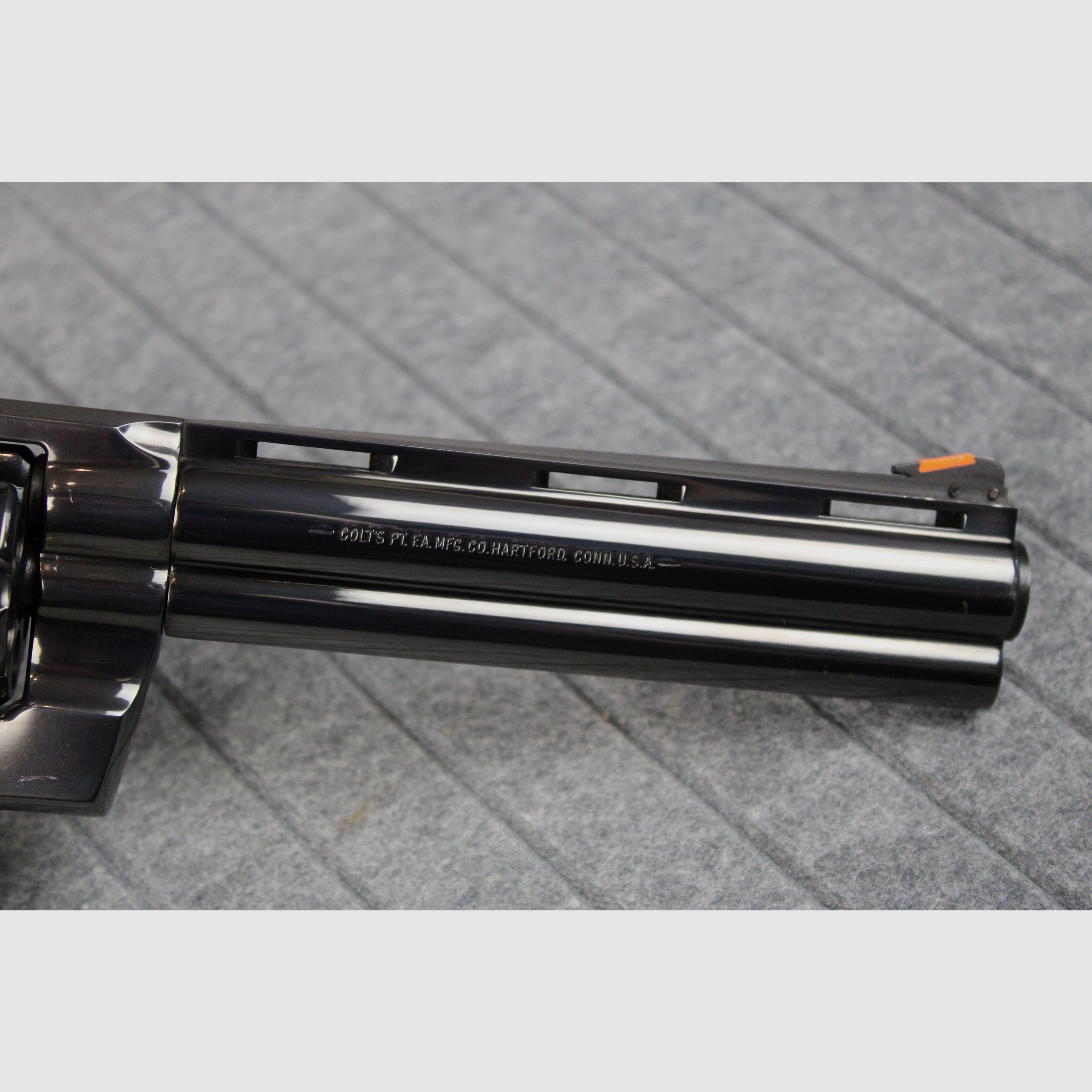 Colt Python 6″ .357Mag, afbeelding 2 van 6