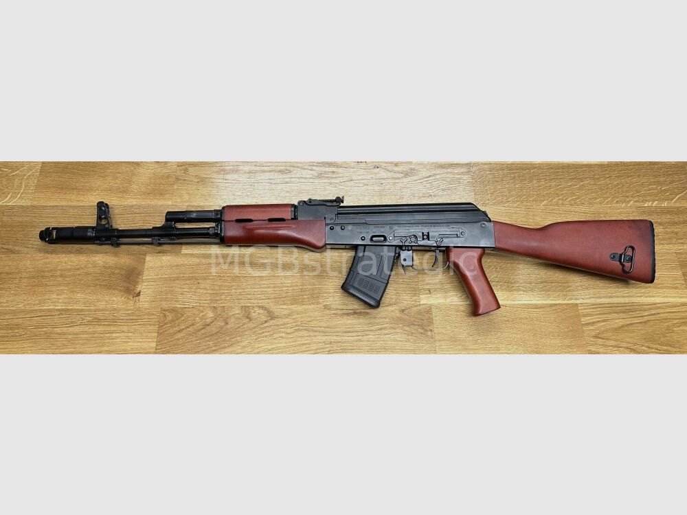 Kalashnikov USA KR103 con culata fija 7,62x39 sistema AK47 AKM AK74 versión civil AK103