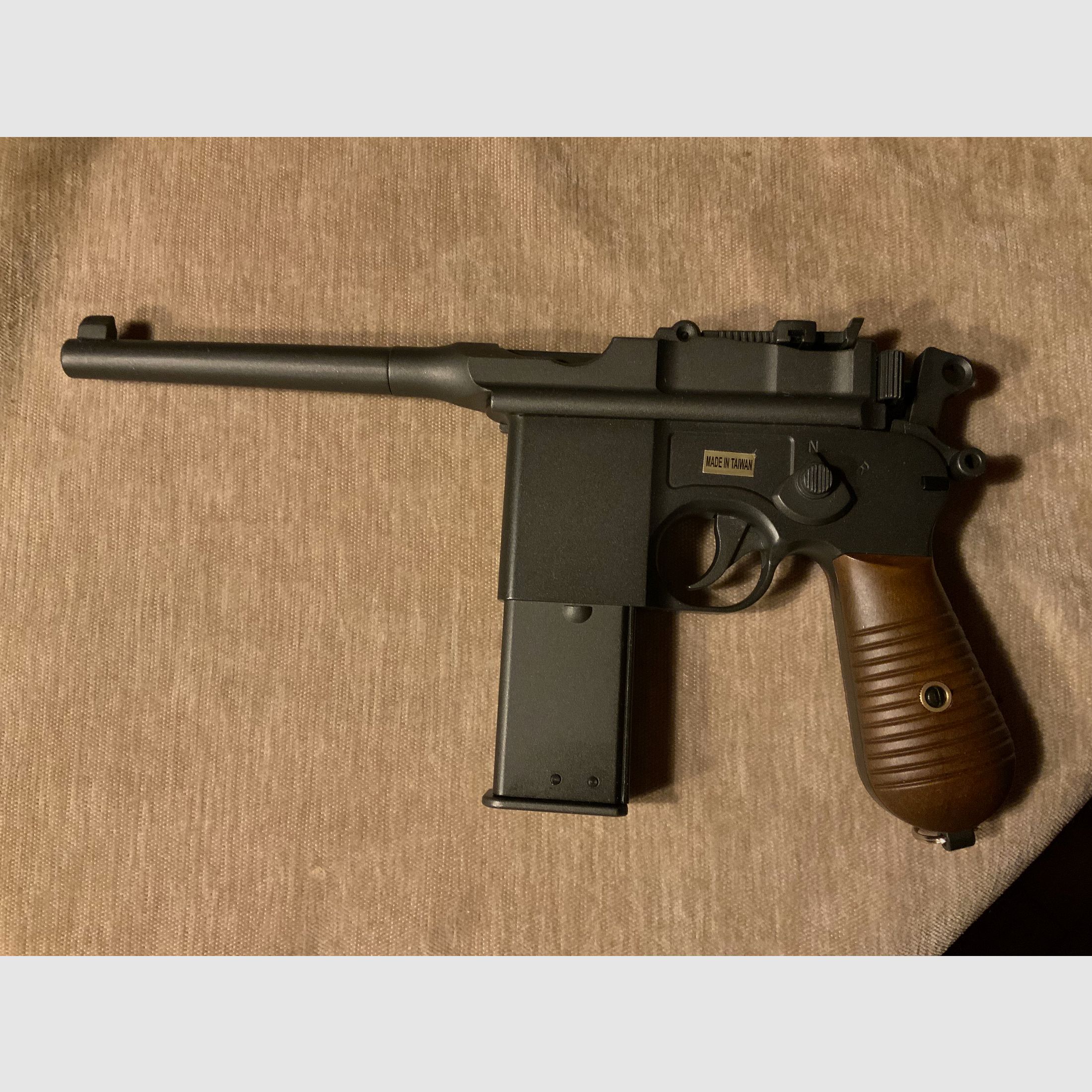Airsoft C96 M712 Gas 6mm BB Replica 2WK