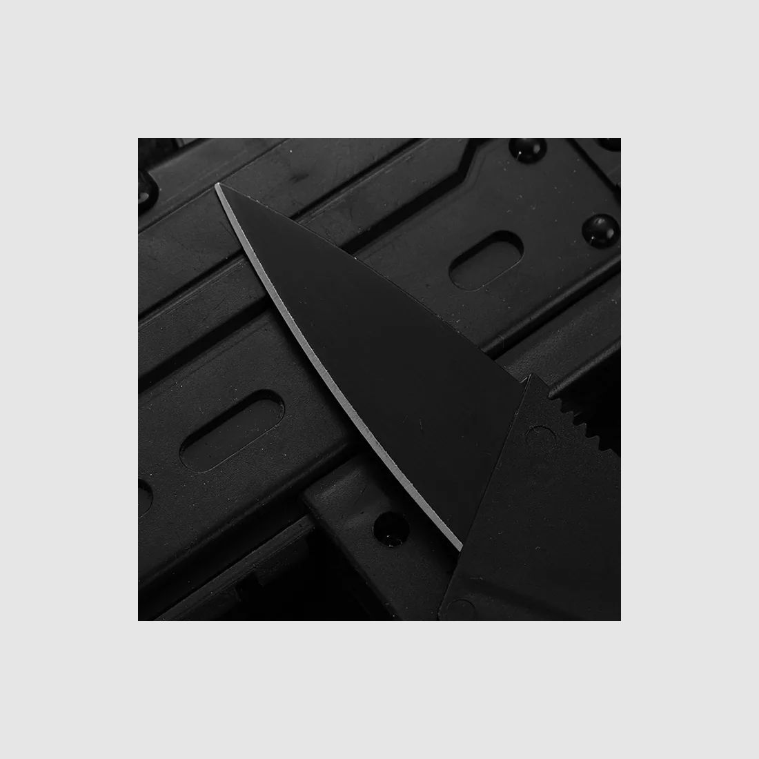 Carta di sicurezza col coltello pieghevole con custodia in similpelle