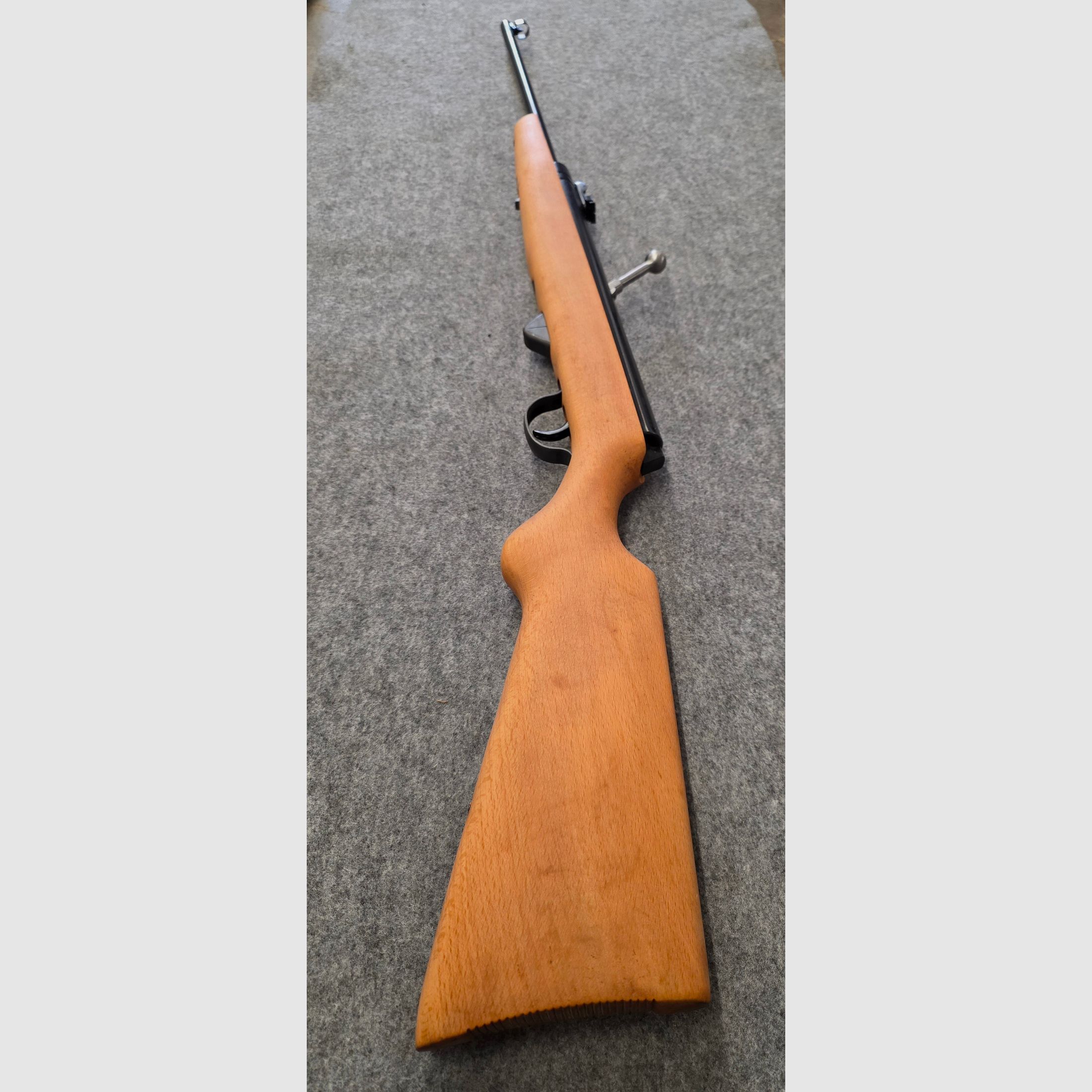 Haenel 310 mit Standardabzug Durchlader Repetierer Kirmes 4.4mm Luftgewehr