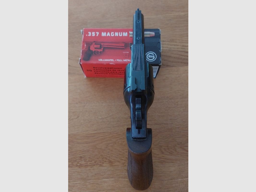 Revolver Weihrauch Arminius HW357 - Schrankwaffe