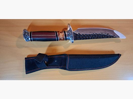 <Vendo da collezione. Coltello da esterno