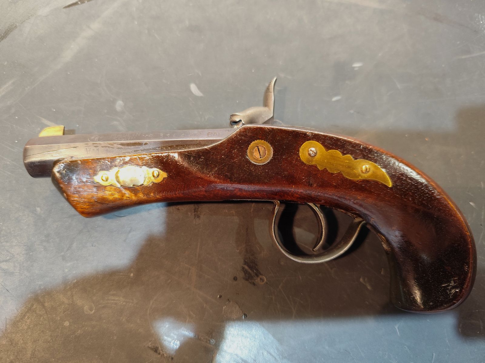 Konvolut Vorderladerpistolen Derringer Philadelphia usw.