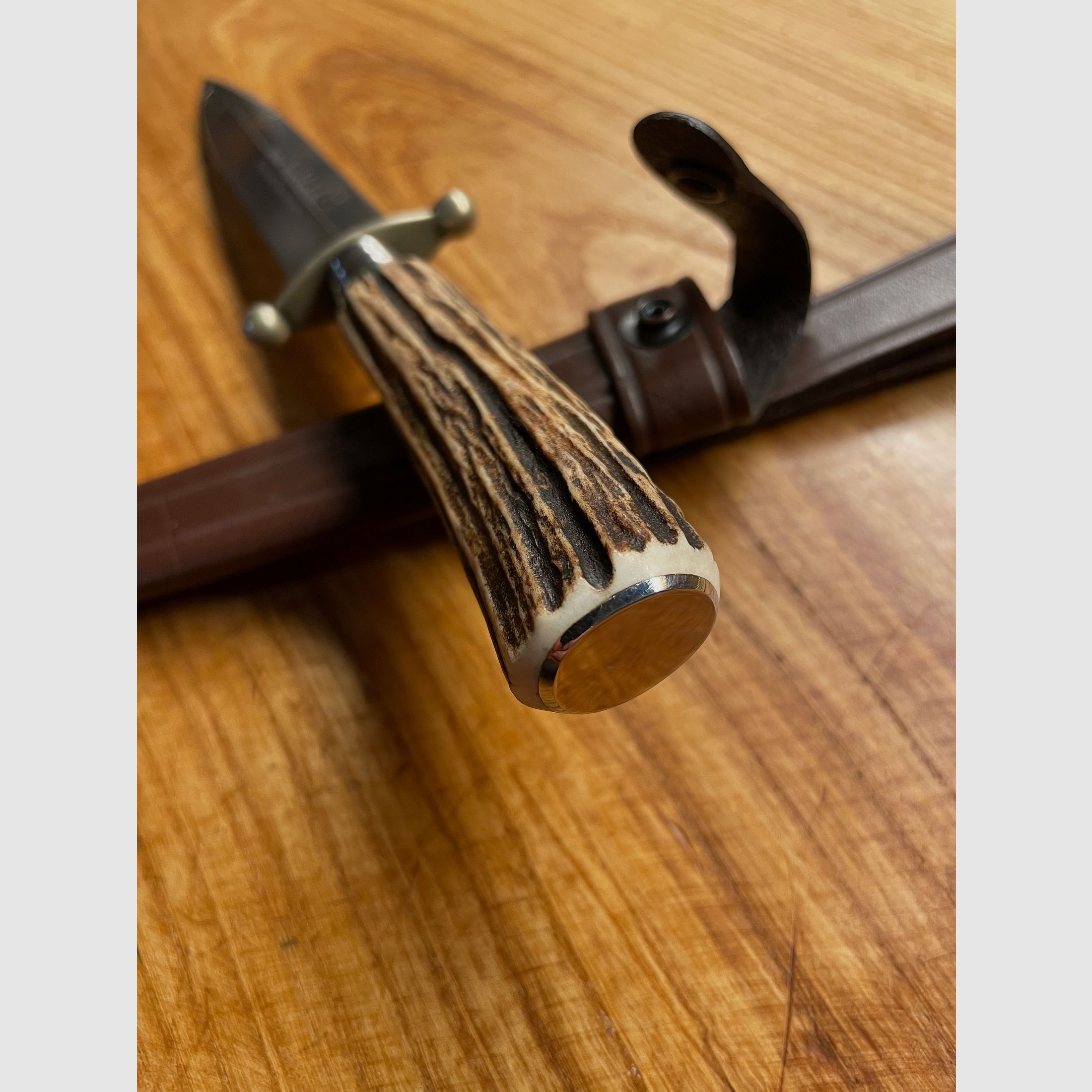 Linder hunting dagger new condition TOP