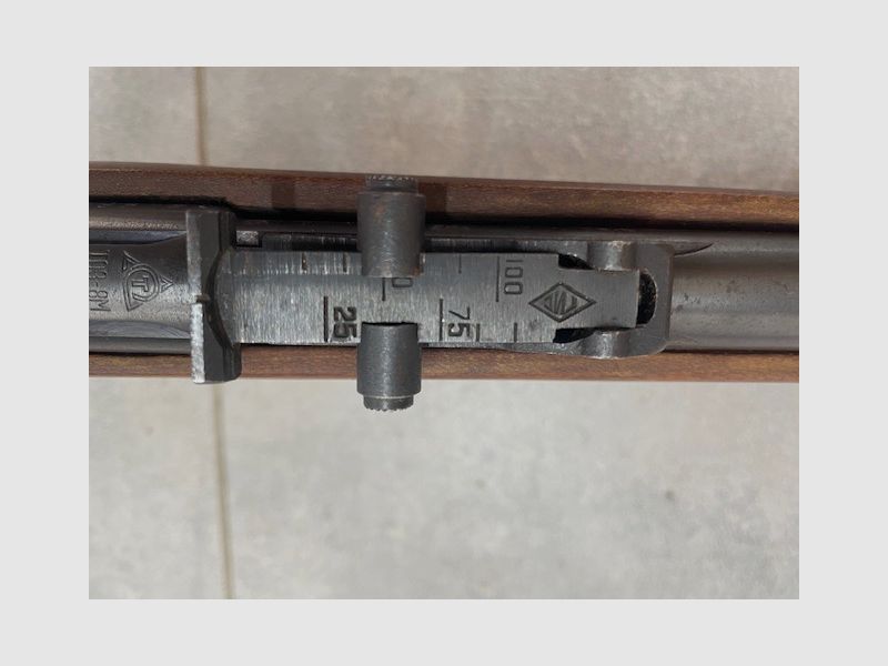 22 lr/ lfb eenlinglader, matchloop met ZF 3-9x ingeschoten S&B 40grs 2,6g