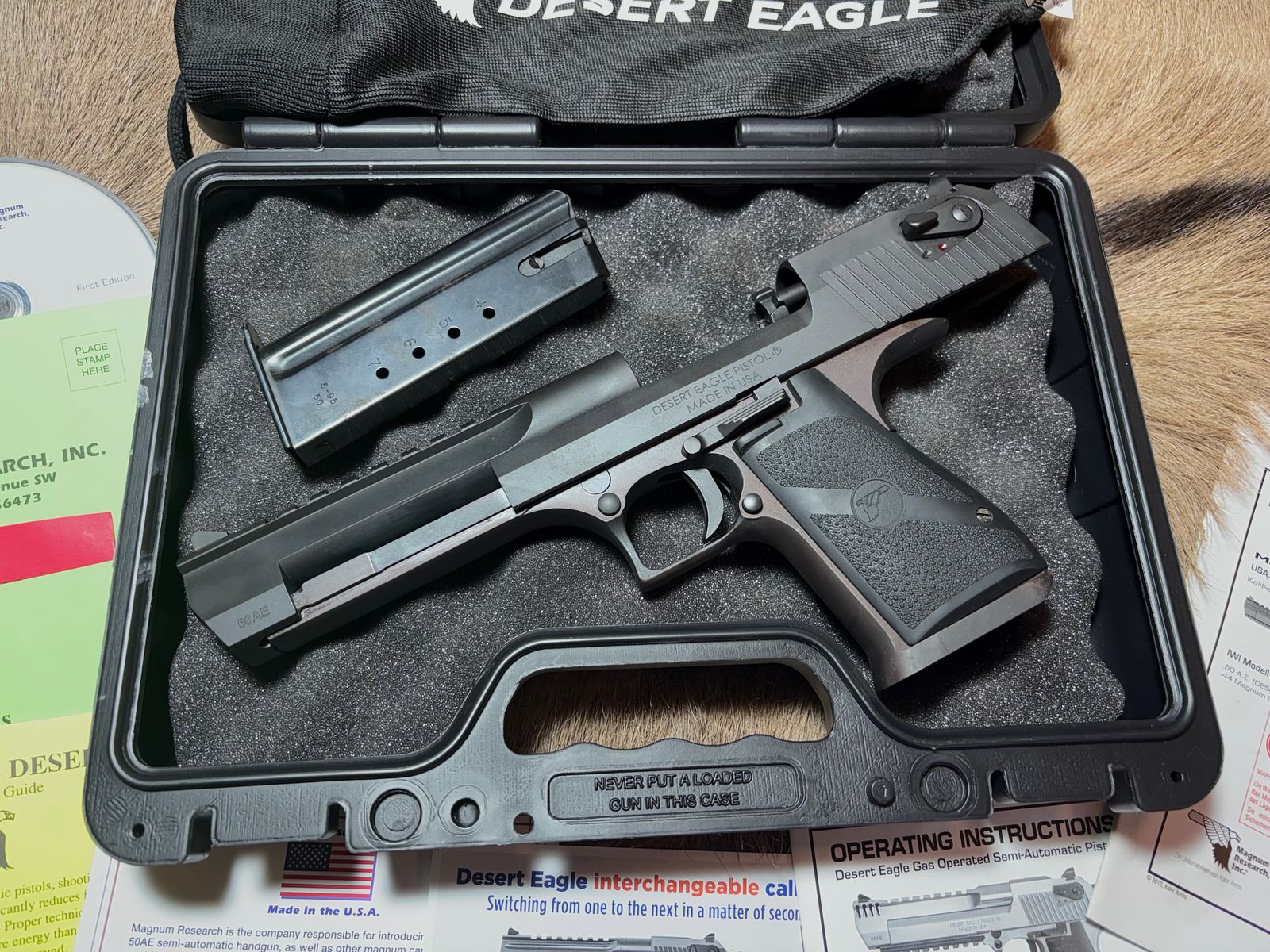 Magnum Research/IMI Desert Eagle Mark XIX .50AE inkl. Wechsellauf .44mag