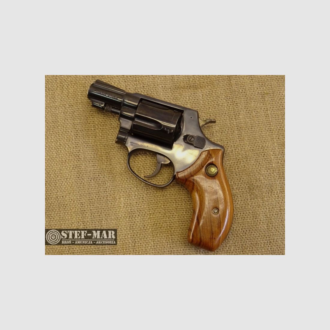 Taurus revolver [G127], image 3 of 21