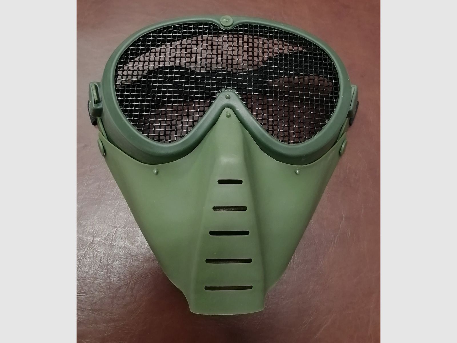 Net mask with mouth guard