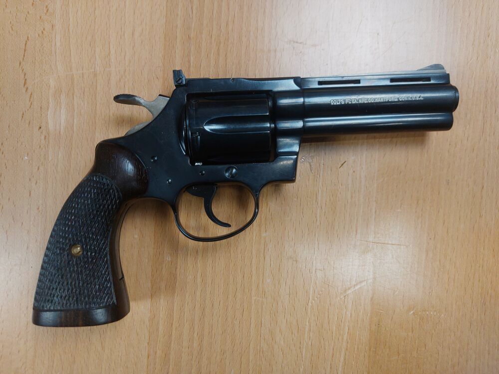 Colt, USA Diamondback 4"