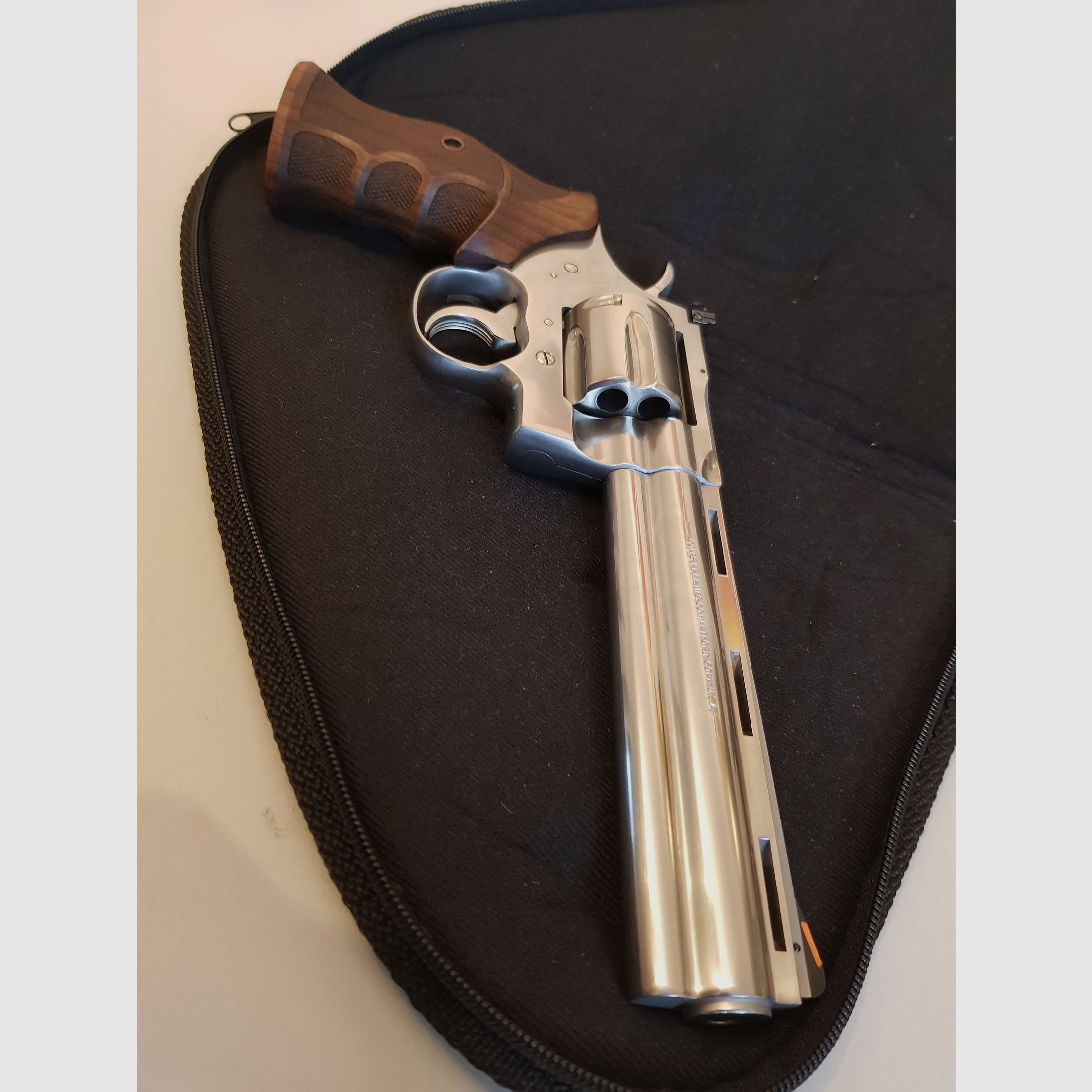 Colt Python .357Mag, 6 Zoll, Stainless
