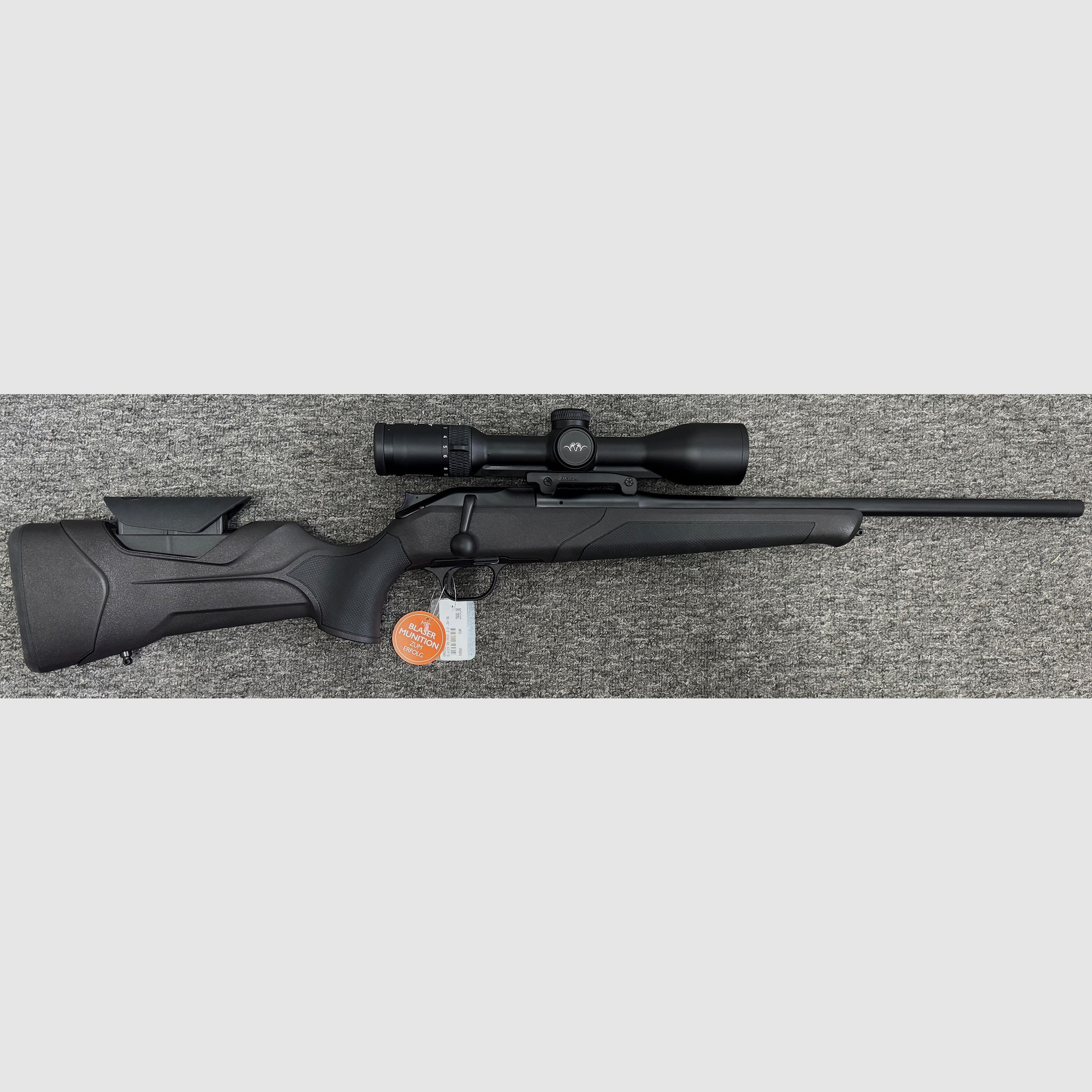 Blaser R8  2.0 Professionale .30-06 + M15x1 + LL 52cm + Blaser B2  2-12x50iC - Arma nuova