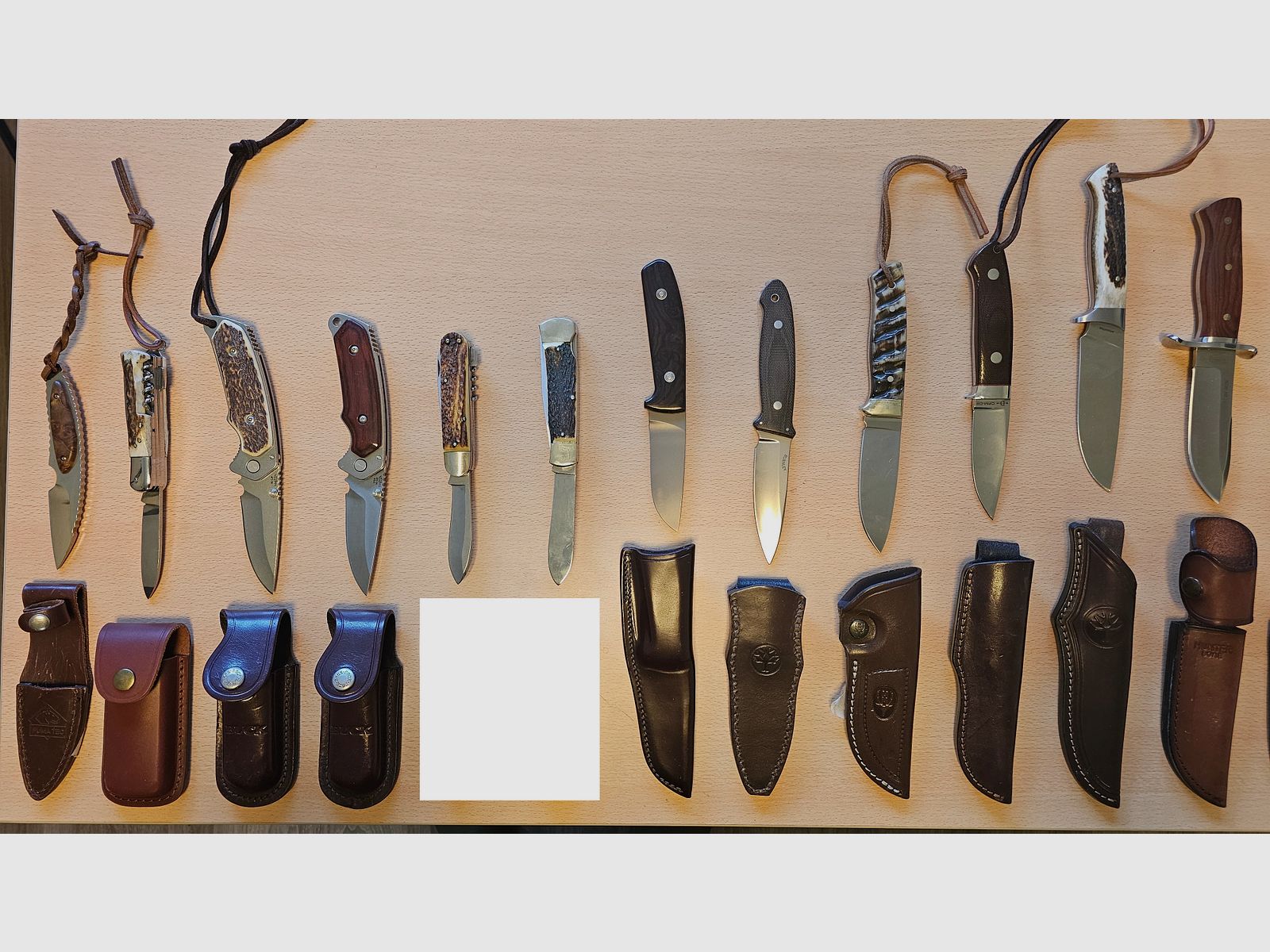 26 Jagdmesser von BÖKER, PUMA, Diefentahl, Hartkopf, Buck, EKA etc. im Set zu verkaufen