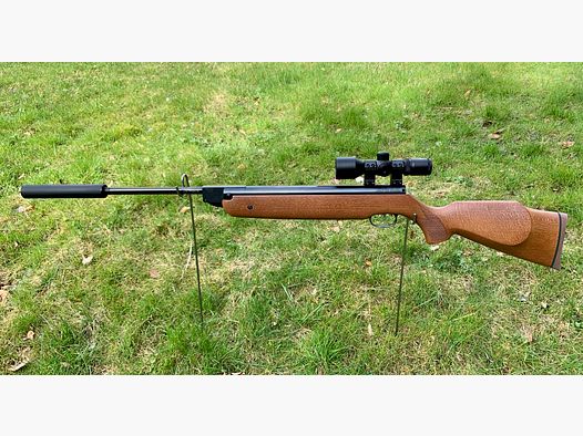 Weihrauch HW 80 K con silenciador cal. 4,5 mm y visor 3-9x40 compacto