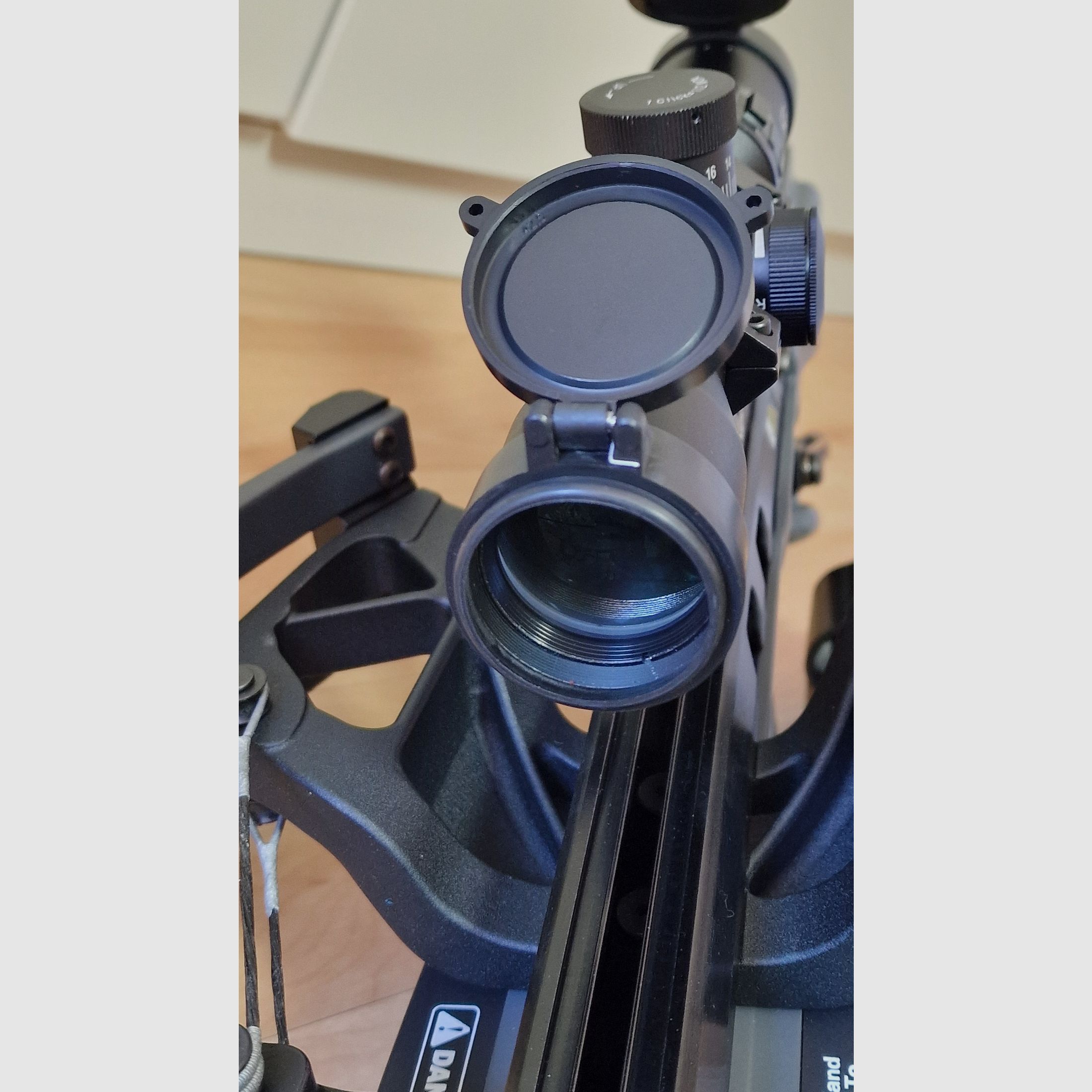 Tenpoint Havoc RS440 Grafito incluido mochila para arco de ballesta Halo HCS-20120 y 6 piezas de 16'' EVO-X Center Punch Premium flechas con Alpha-Nocks